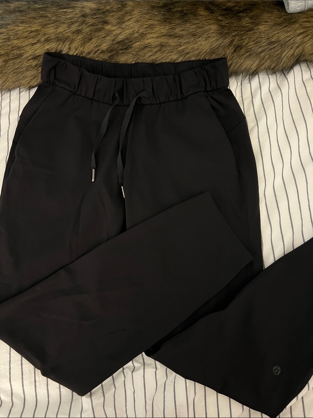 lululemon athletica Black Women's Jogger Sweatpants